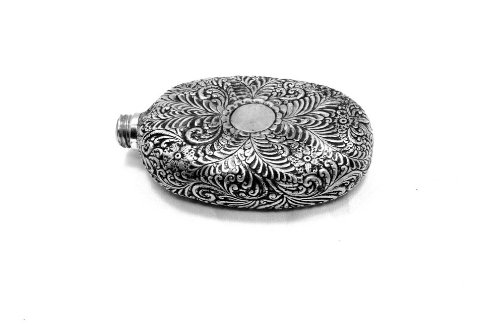 VINTAGE SILVER DRINK FLASK WITH SILVER SHOT CUP
