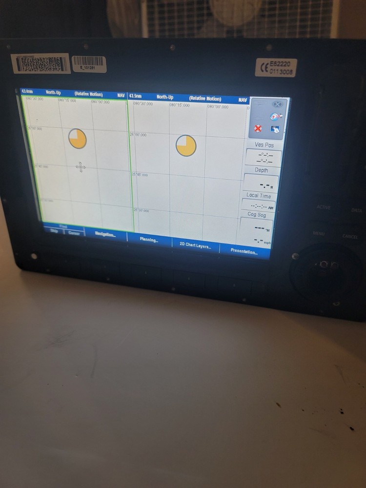 Raymarine C90w Widescreen GPS Chartplotter Multifunction Display Only