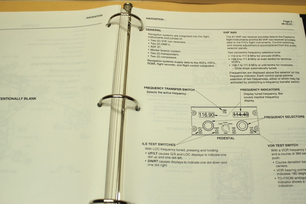 Delta Airlines B737-200 Reference & Training Manual 1999-2002 Door Instructions