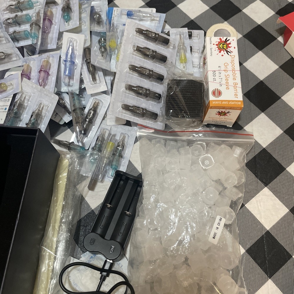 Bronc V2 Tattoo Machine With Practice Supplies