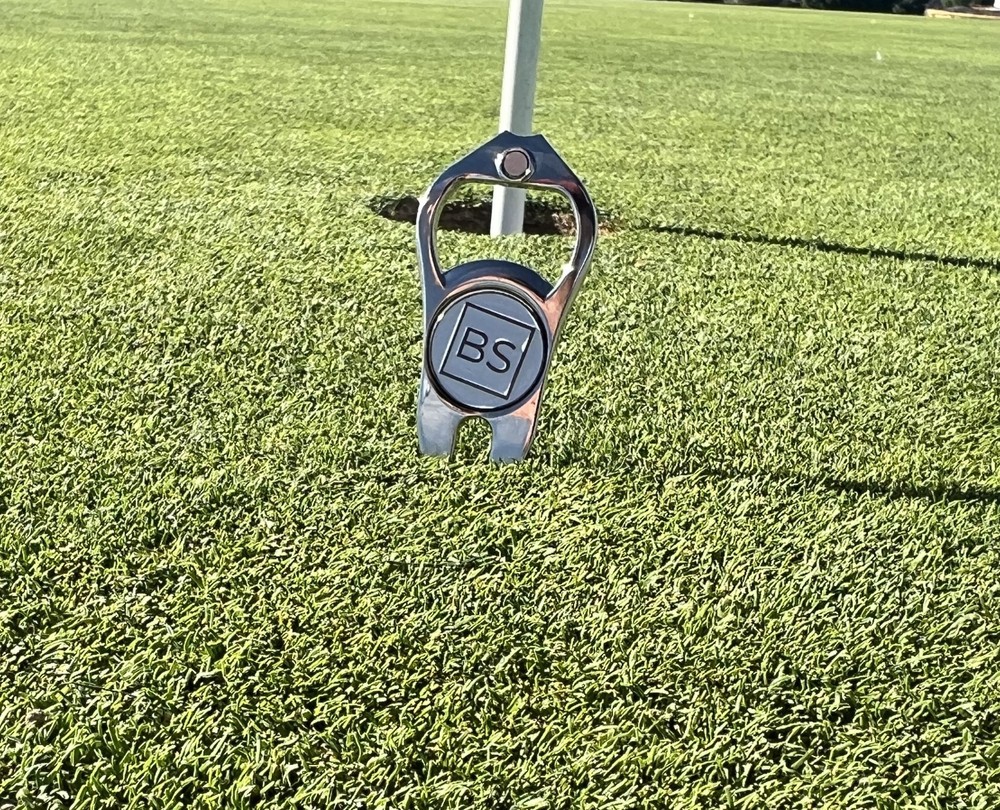 Black Square Golf Divot Tool