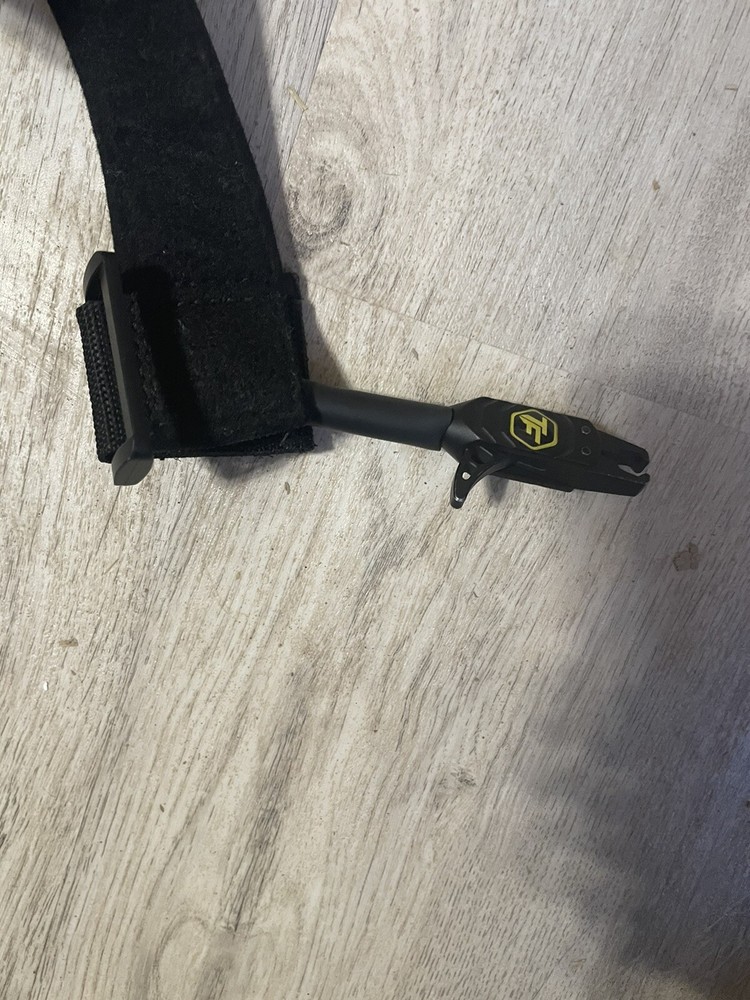 TRU-FIRE ARCHERY RELEASE, EXCELLENT NEAR MINT CONDITION.