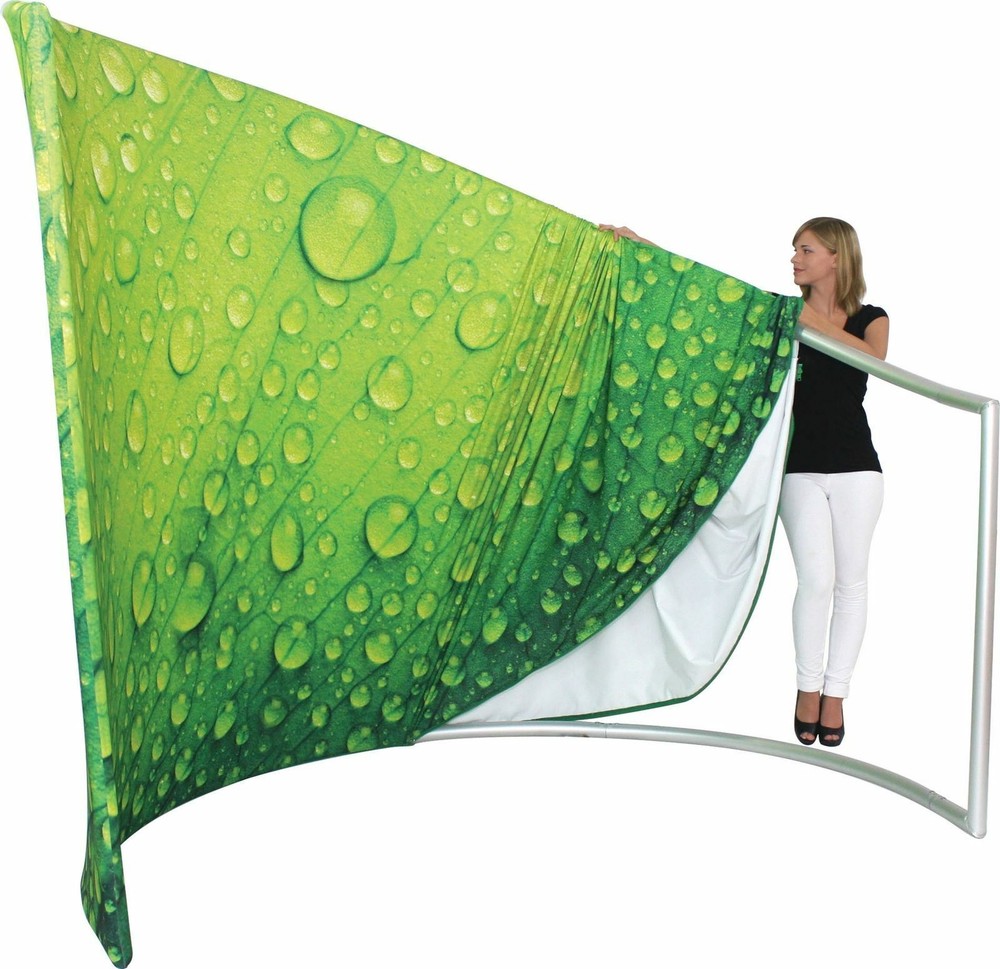 Formulate C-Shaped Conference Wall