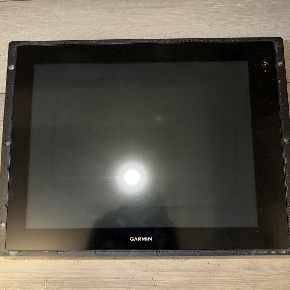 Garmin GPSMap 8215 MFD GPS, tested,