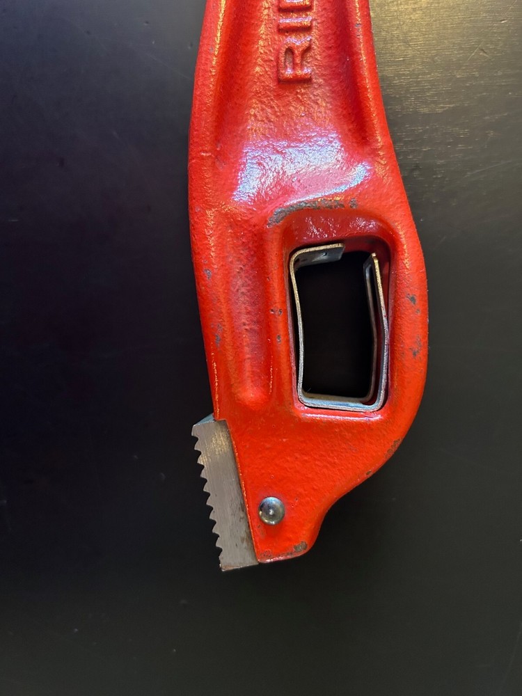 14" Rigid Offset Pipe Wrench Handle Only