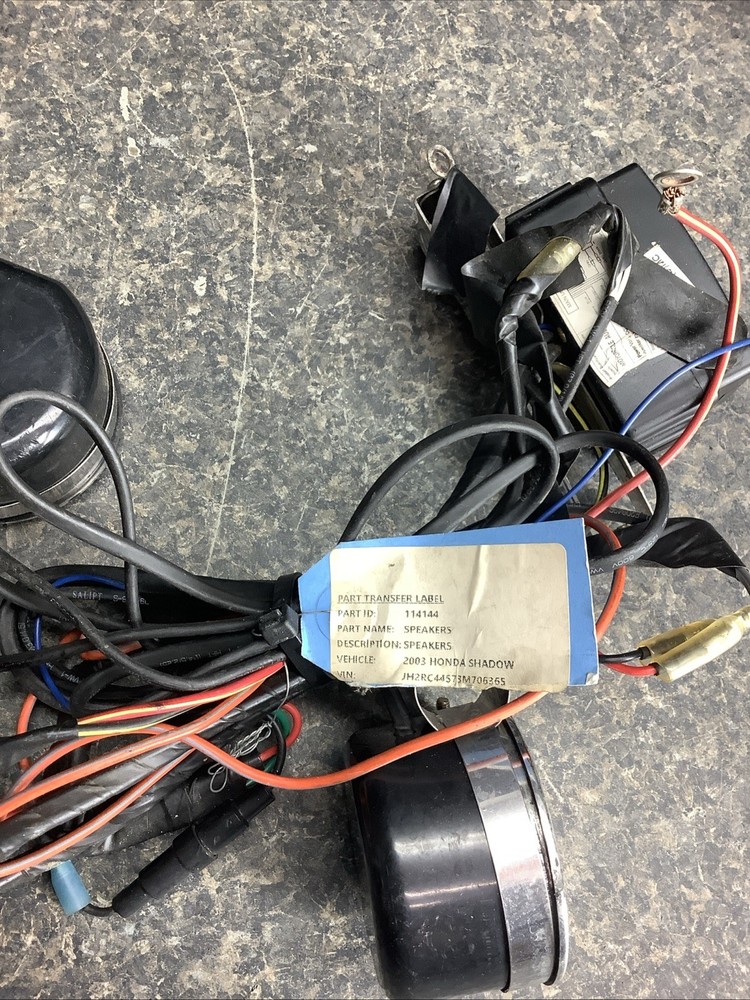 2003 Honda Shadow VT Speakers & Controller 720