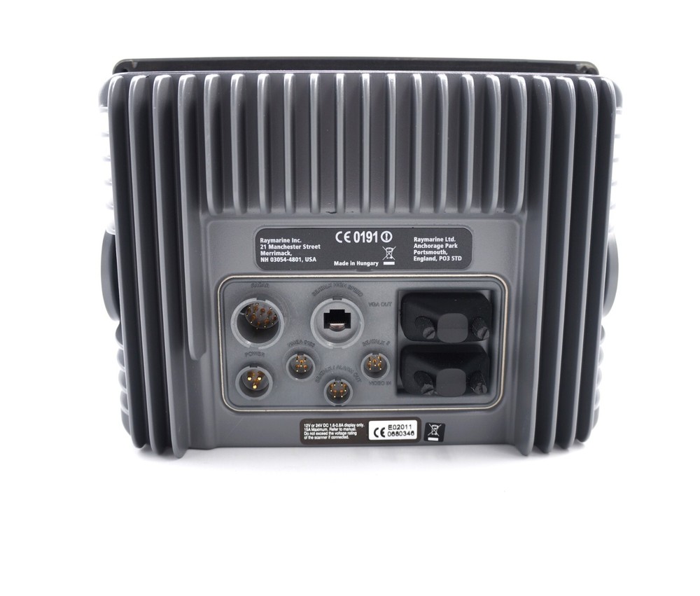 RAYMARINE E80 Classic MFD Display Chartplotter Radar Screen E02011 + Cables