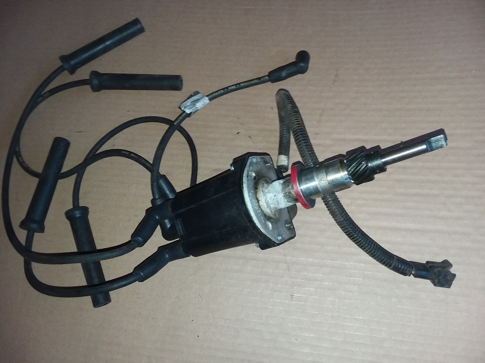 VOLVO PENTA 3.0 DISTRIBUTOR