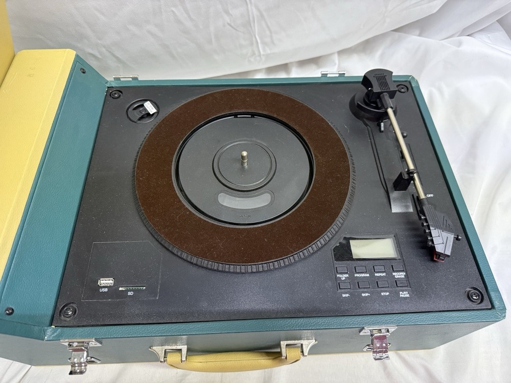 Pyle Bluetooth Vintage Classic Style Turntable Speaker System Record Player