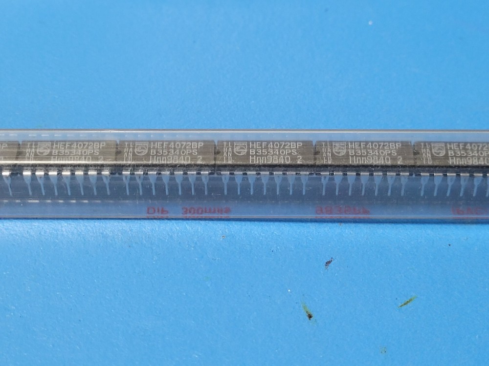 (25 PCS) HEF4072BP PHILIPS OR Gate IC 2 Channel 14-DIP
