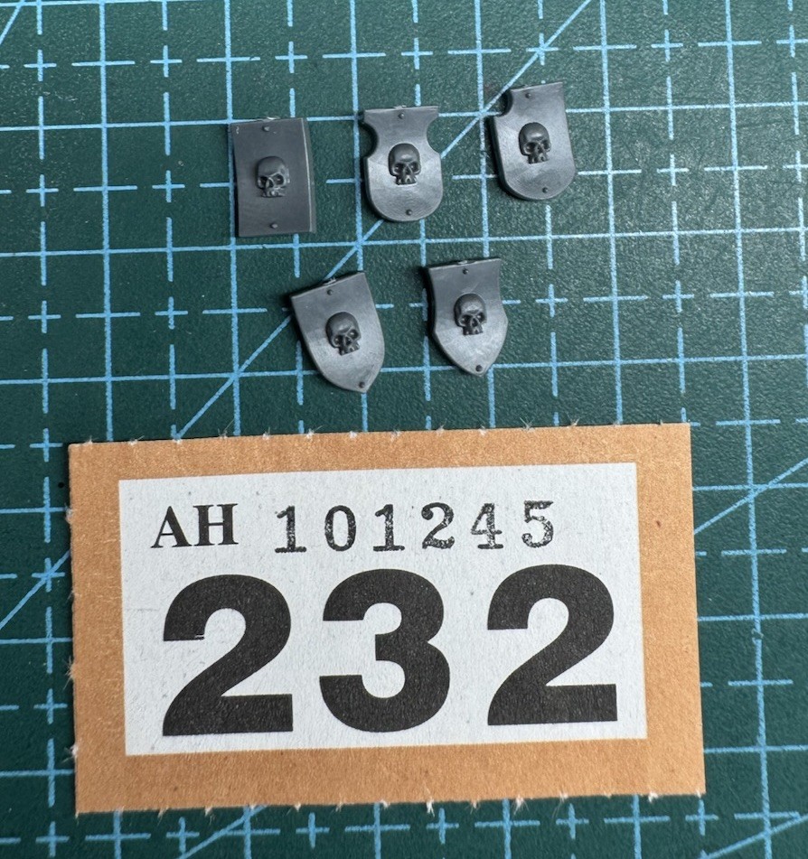 Space Marine Tilt Plate Shield Armour Bundle Skull Grey Knight 40k Bits Heresy