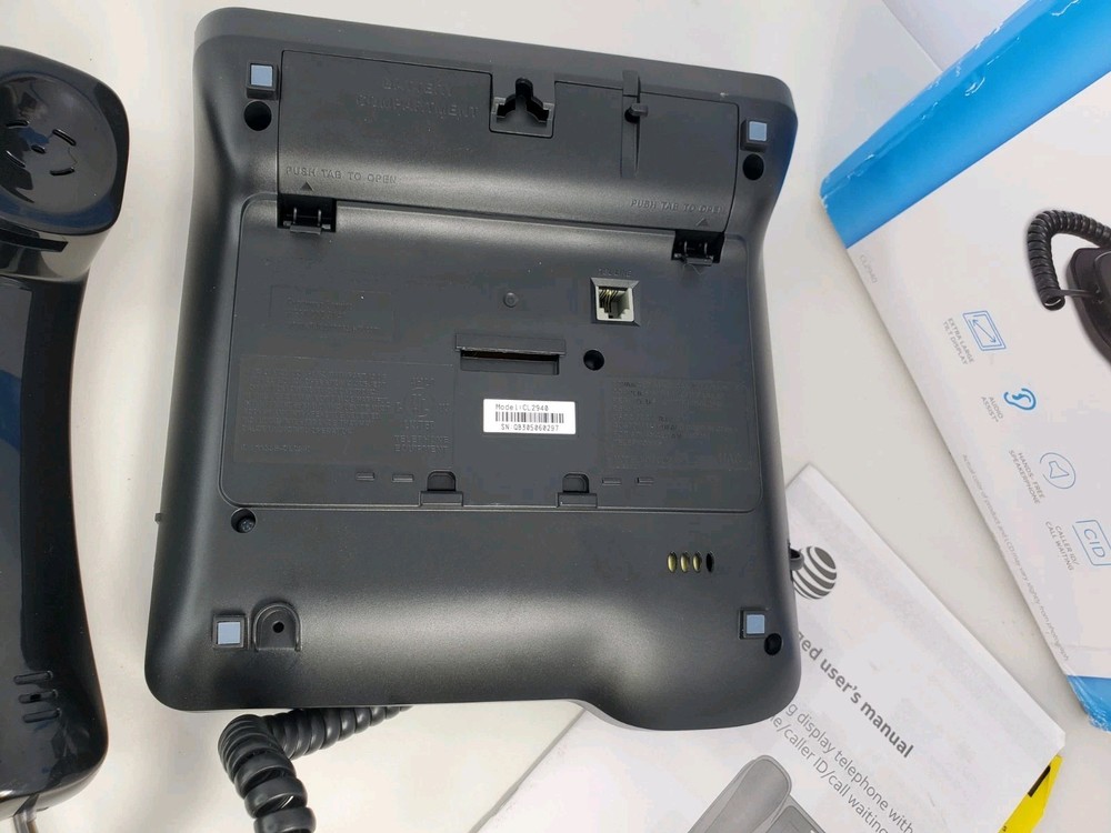 AT&T CL2940 Speakerphone with Large Display Black