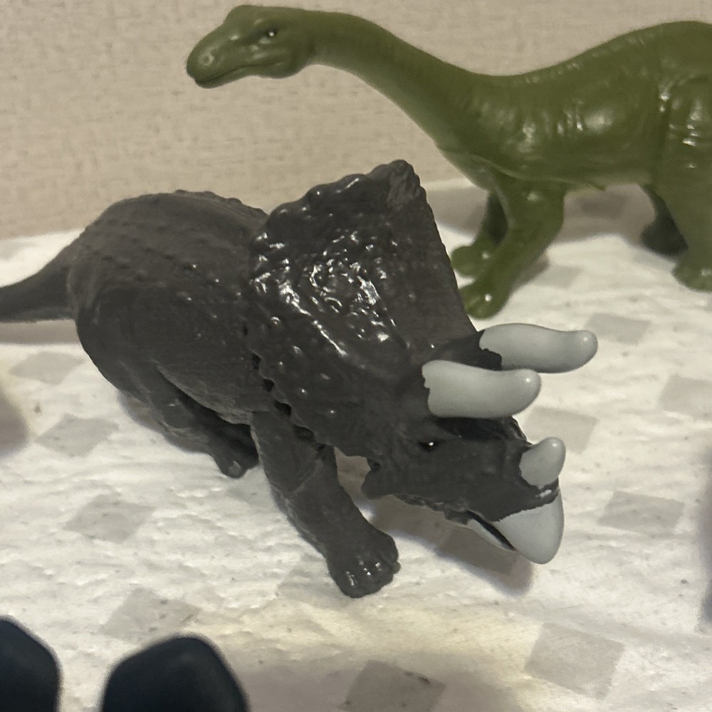 Plastic Dinosaur Lot (5)