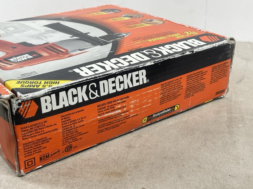 Black & Decker DR500 1/2" 120v 5.5amp Variable Speed Reversable Drill