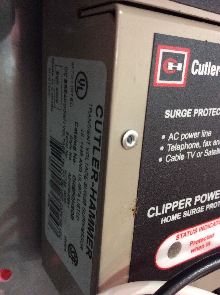 Cutler Hammer Surge Protector CHSPCHSOB 120 240 Volt 3R