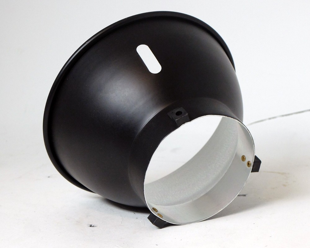 Bowens 7" diameter Standard Umbrella Reflector Studio Strobe Used