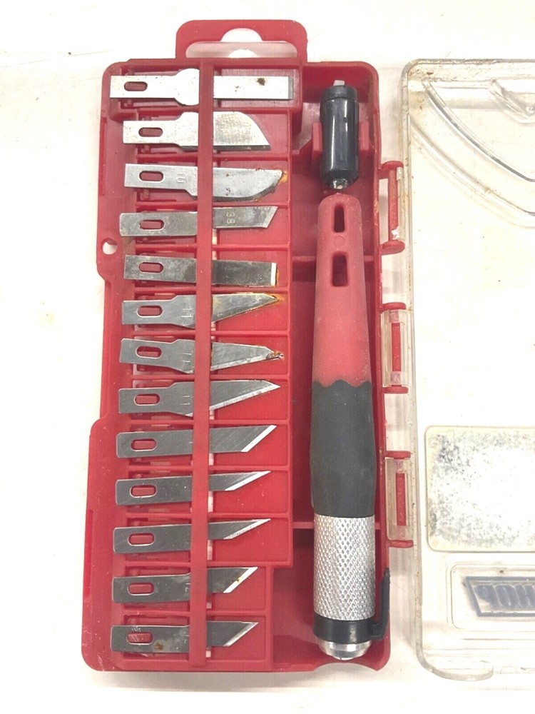 TOOLS SHOP 15-pc. LED PRECISION KNIFE SET, 243-3710