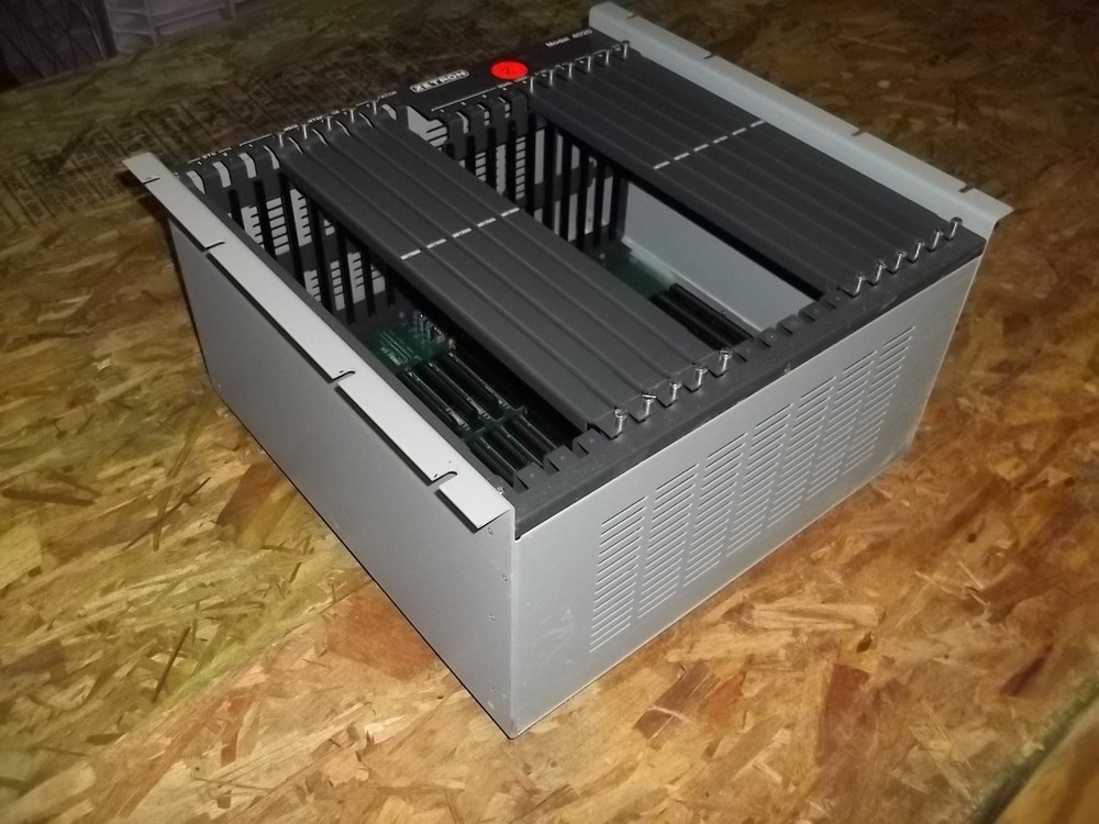 Zetron 4020 Communication Control System Dispatch 901-9582 Card Console