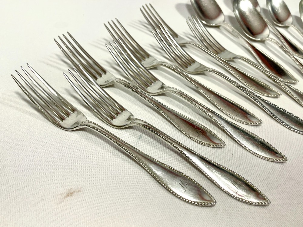Vintage, 1847 Rogers & Bros, Silverplate Flatware, 1895 Vesta Pattern