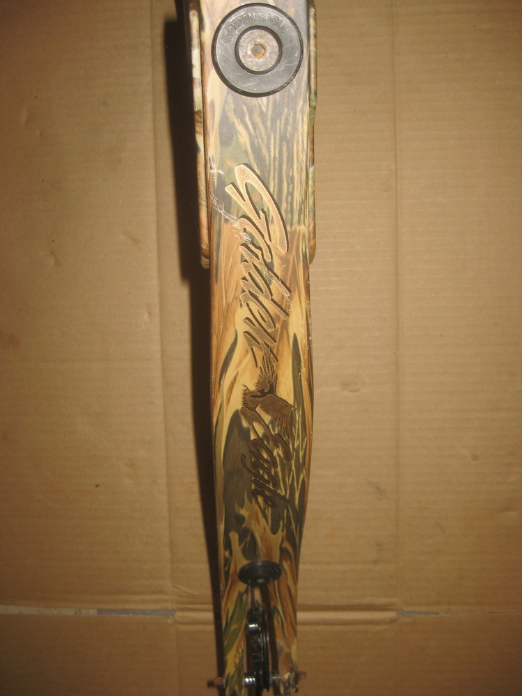 Golden Eagle Evolution Compound Bow