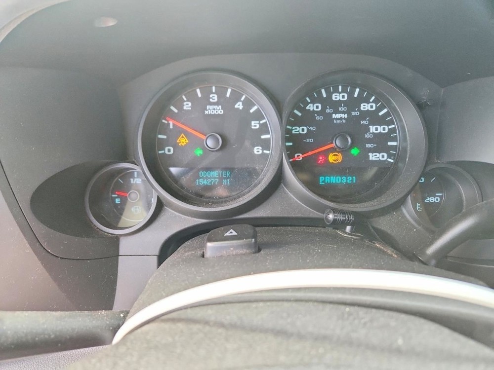 SILVRDO15 2011 Glove Box 4997960