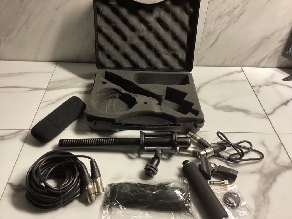 Kodak MIC711 Microphone with case.