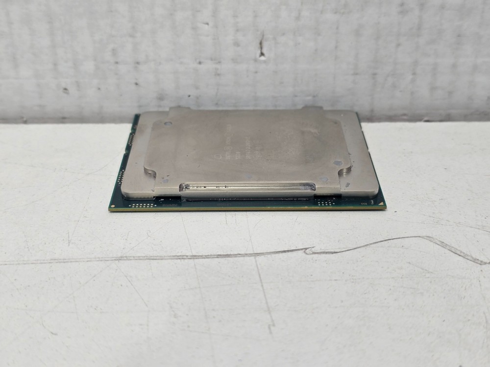 Intel Xeon Gold 5220 18 Core Server Processor CPU SRFBJ 2.2 GHz FCLGA364