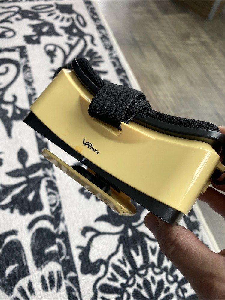 VR Headset Virtual Reality Goggles Glasses by VR beatz iphone, android