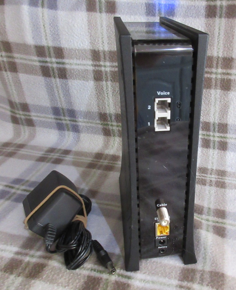 Spectrum E31T2V1 DOCSIS 3.1 eMTA Cable Modem + Adapter
