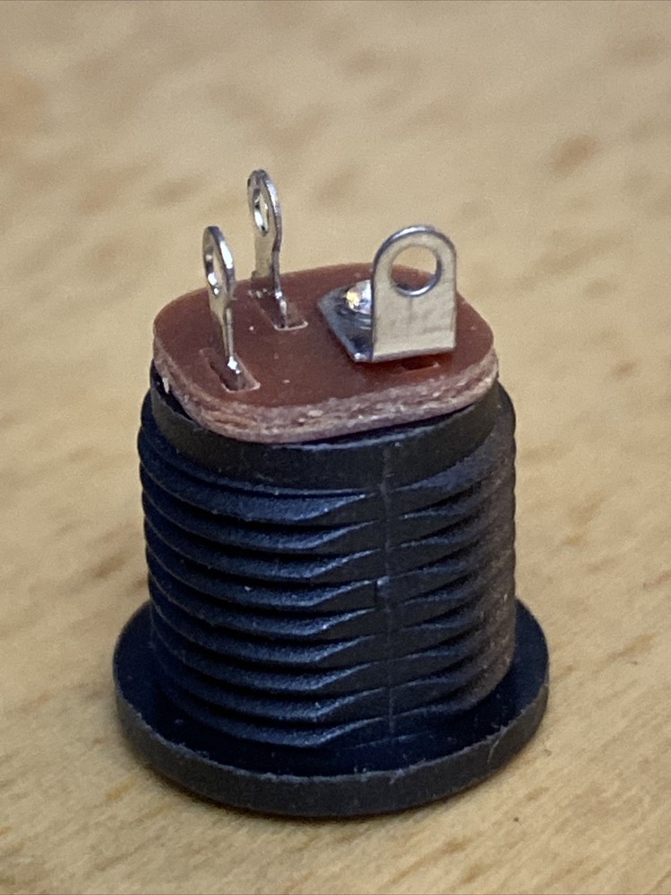 DC Power Jack Female Socket Barrel Connector - Panel Mount - 5.5 x 2.1mm