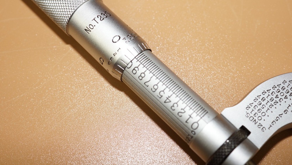 Starrett T230 Outside Micrometer 0-1" Range