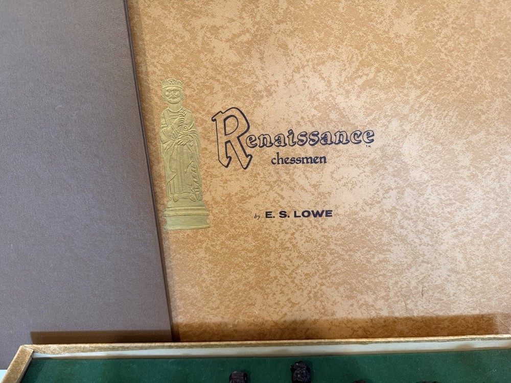 Vintage Renaissance Chess Set Figural E.S. Lowe Complete w Box Display Decor