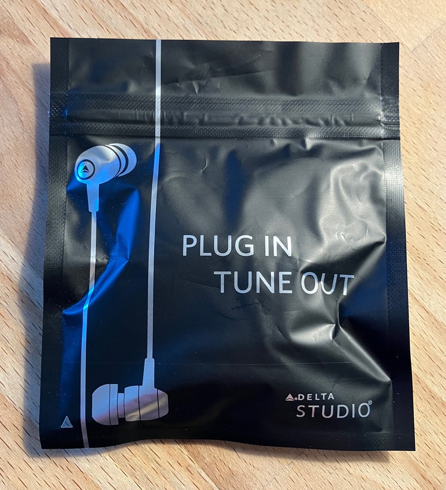 Delta Airlines Delta Studio Earphones – New – Sealed in Original Packaging