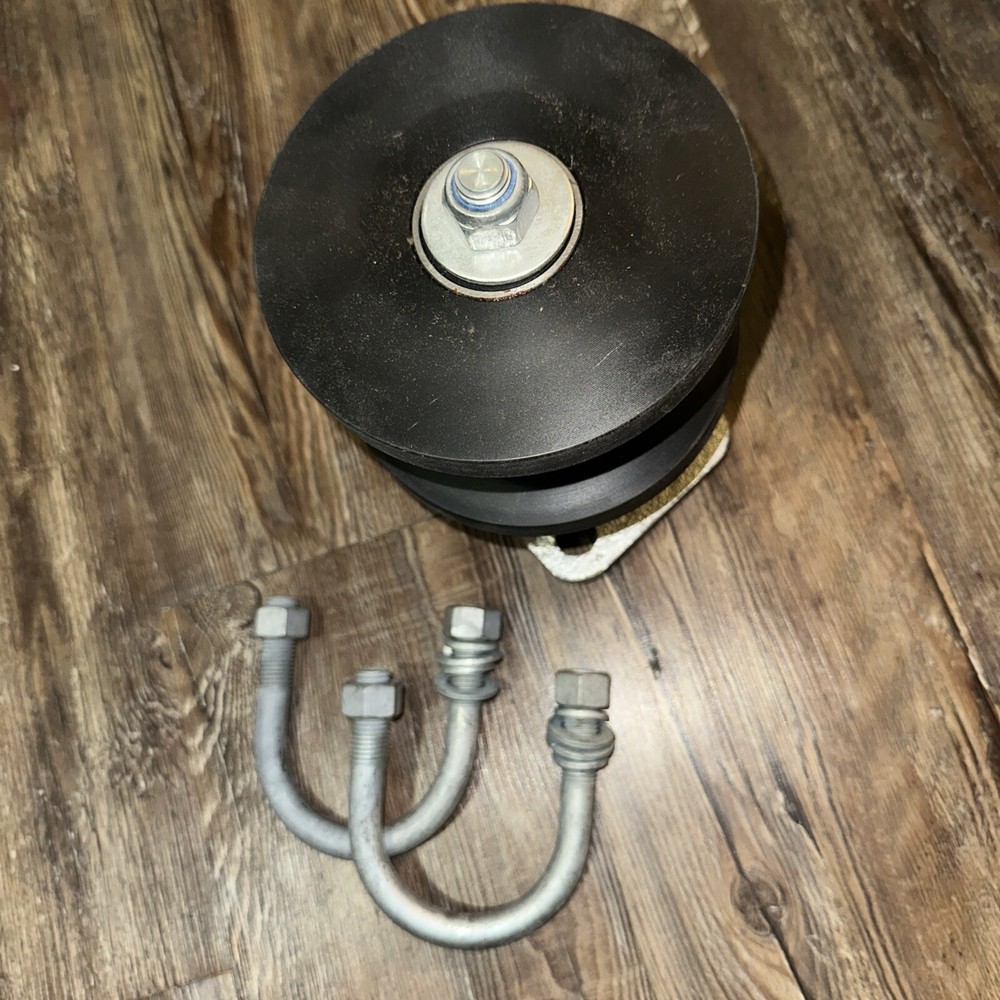 3" Round Post x 2 1/2" Round Gate Frame Nylon Cantilever Roller For Sliding Gate