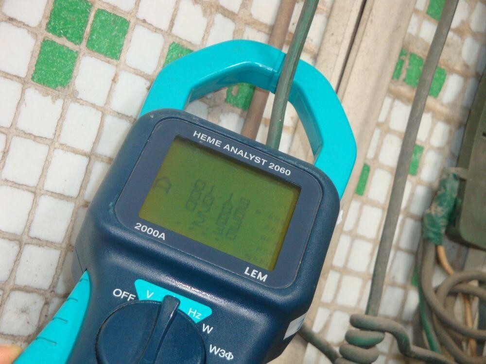 Missing Image LEM Analyst 2060 AC/DC True RMS Clamp-on Power Quality Meters