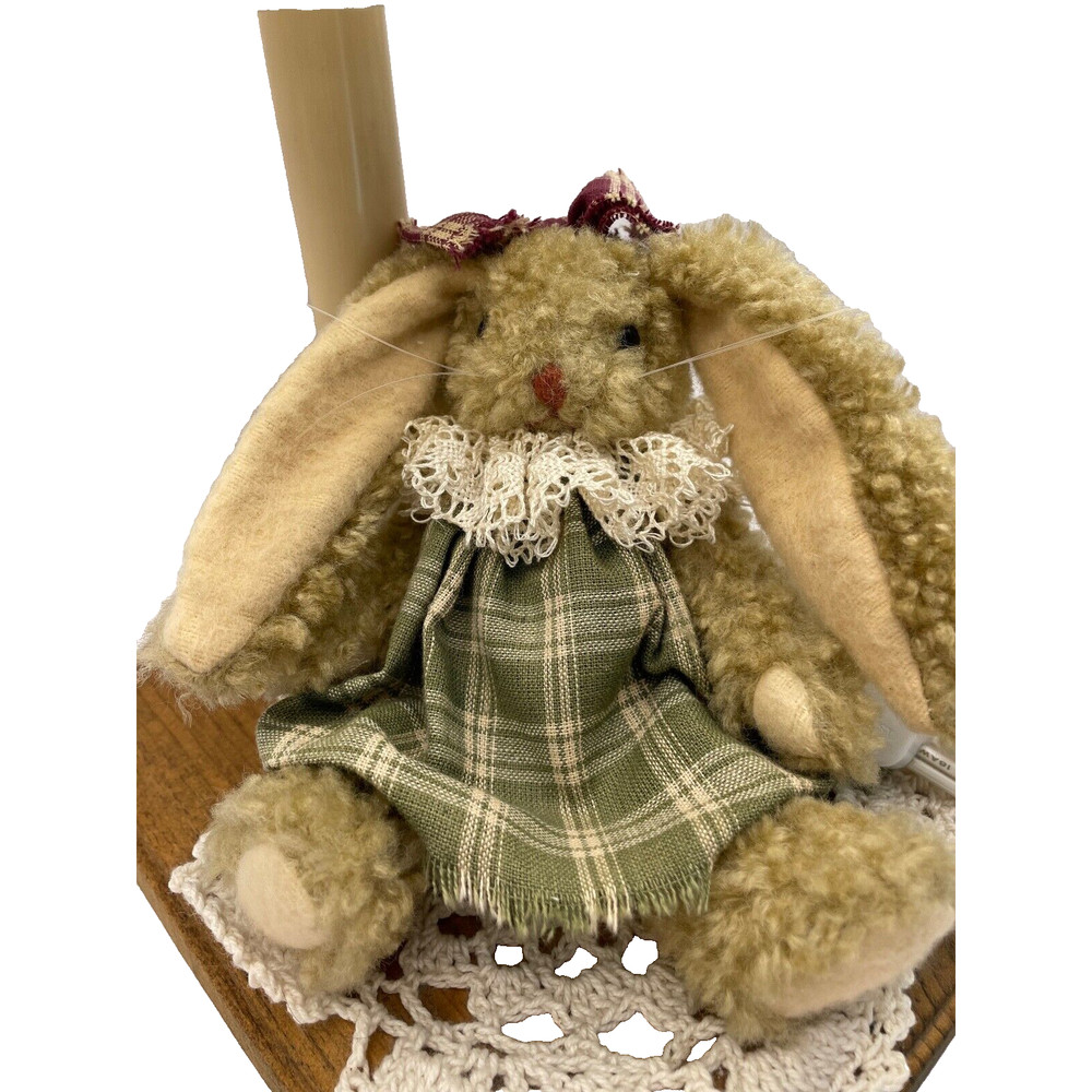 Vintage Adorable Bunny Accent Lamp- Preowned