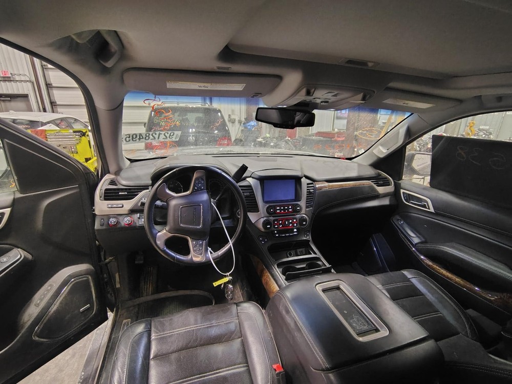Used Blind Spot Detection System Warning Control Module fits: 2015 Gmc Yukon Dri
