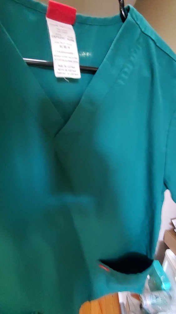 3 Dickies scrub tops women M