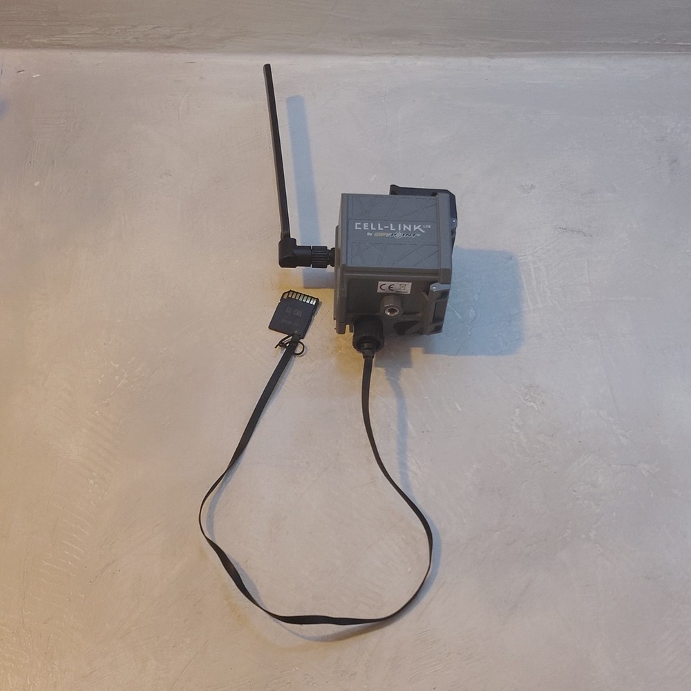 SPYPOINT CELL-LINK LTE Trail Camera Adapter Gray SD Card Batteries
