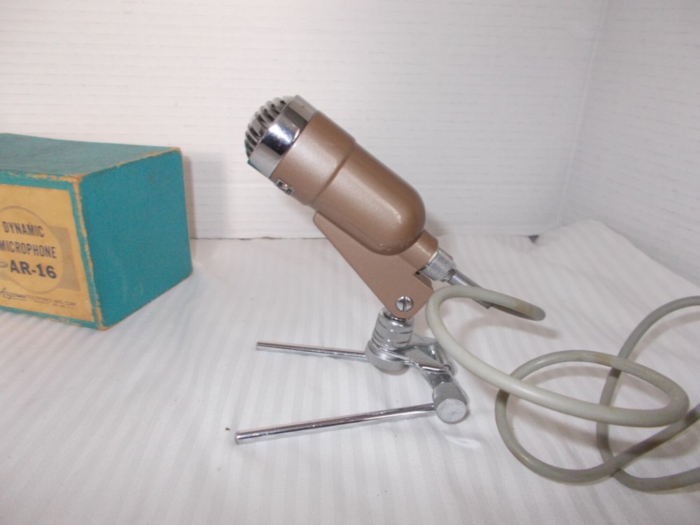 Vintage ARGONNE Dynamic Microphone AR-16 - Nice condition - UNTESTED -