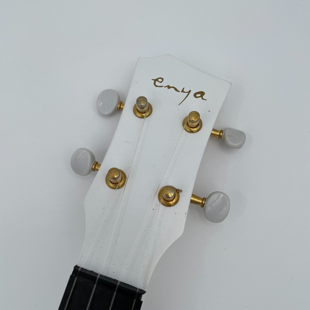 Enya Ukulele White