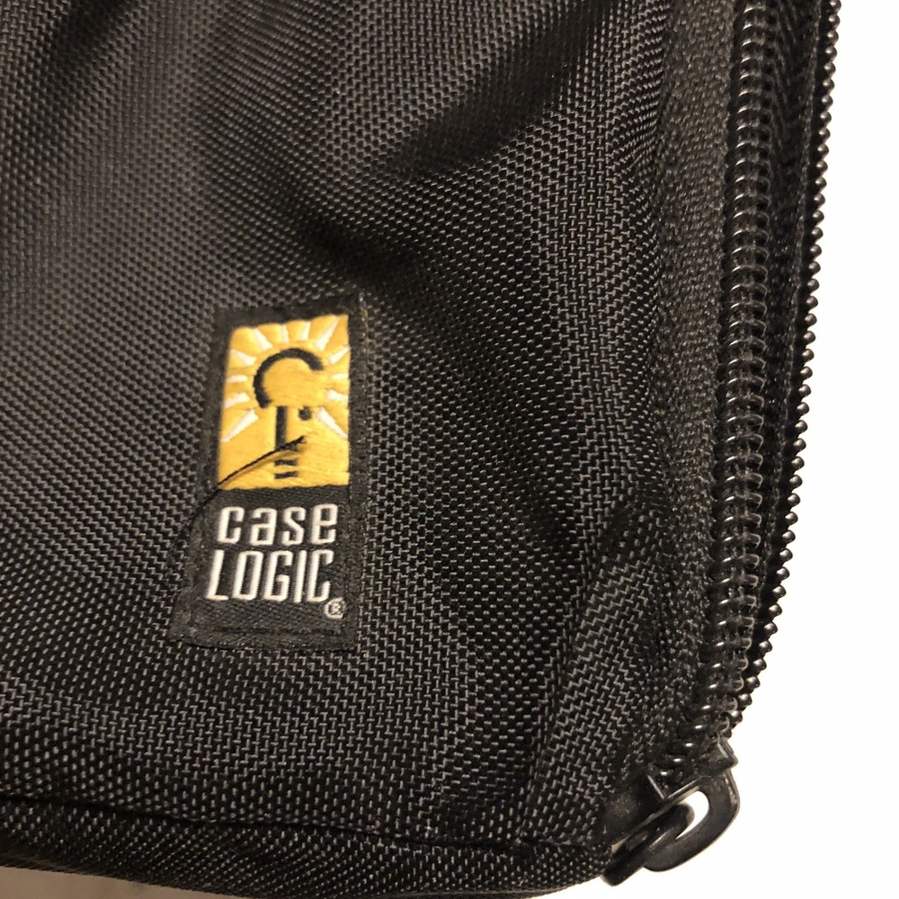 Case Logic CD Carry Bag Black with Handle Holds 13-15 CDs