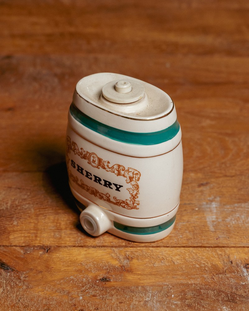 Small Wade Sherry Decanter [w887]