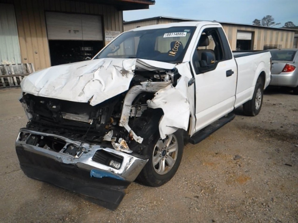 F150 2019 High Mounted Stop Light 104820185