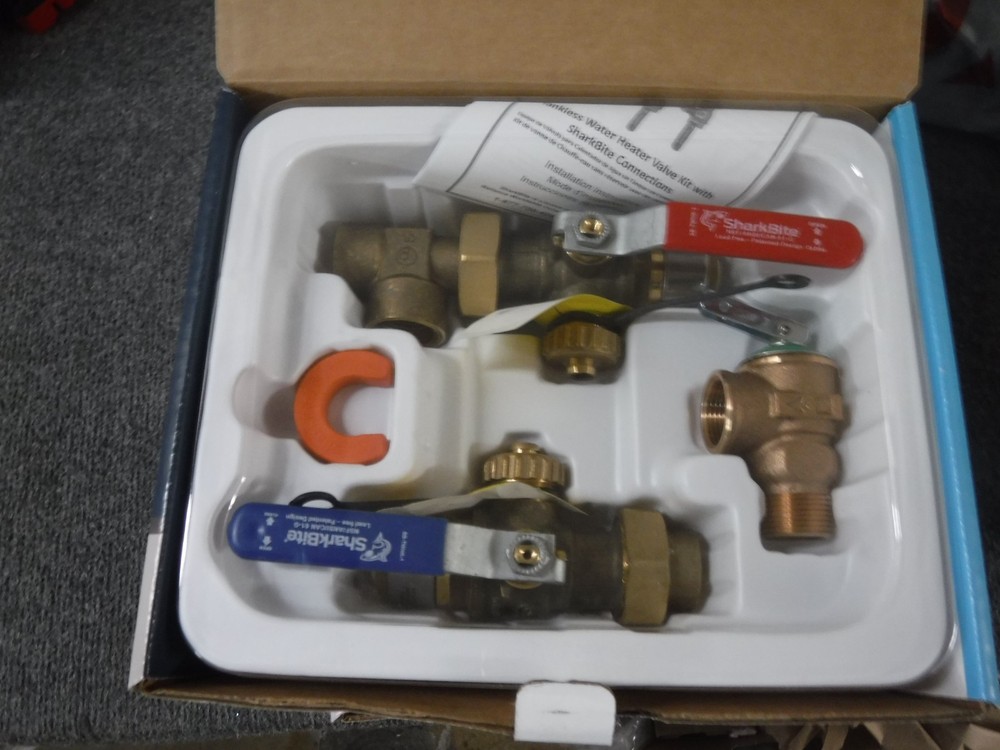 *NEW* SharkBite Tankless Water Heater Valves Installation Kit 3/4" 25374