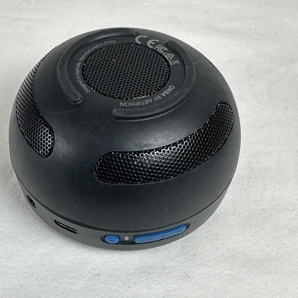 Artiphon Orba Handheld Pad Controller Synth Looper Black Bluetooth USB MIDI