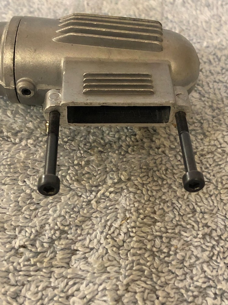 BRAT 28 RC ENGINE WITH MUFFLER
