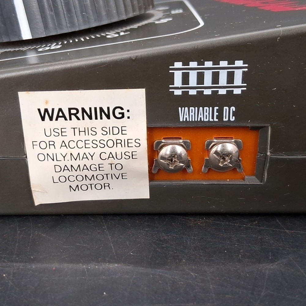 Spectrum Magnum 44-6681 Variable DC Hobby Transformer Train Controller Turns On