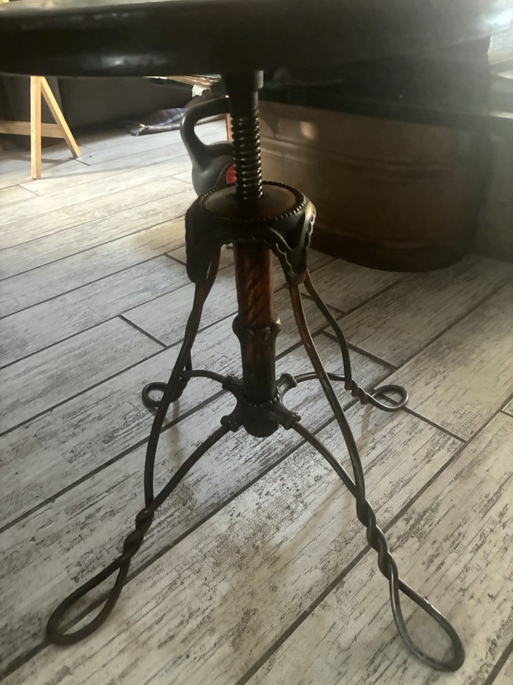 Antique Twisted Leg Piano Stool