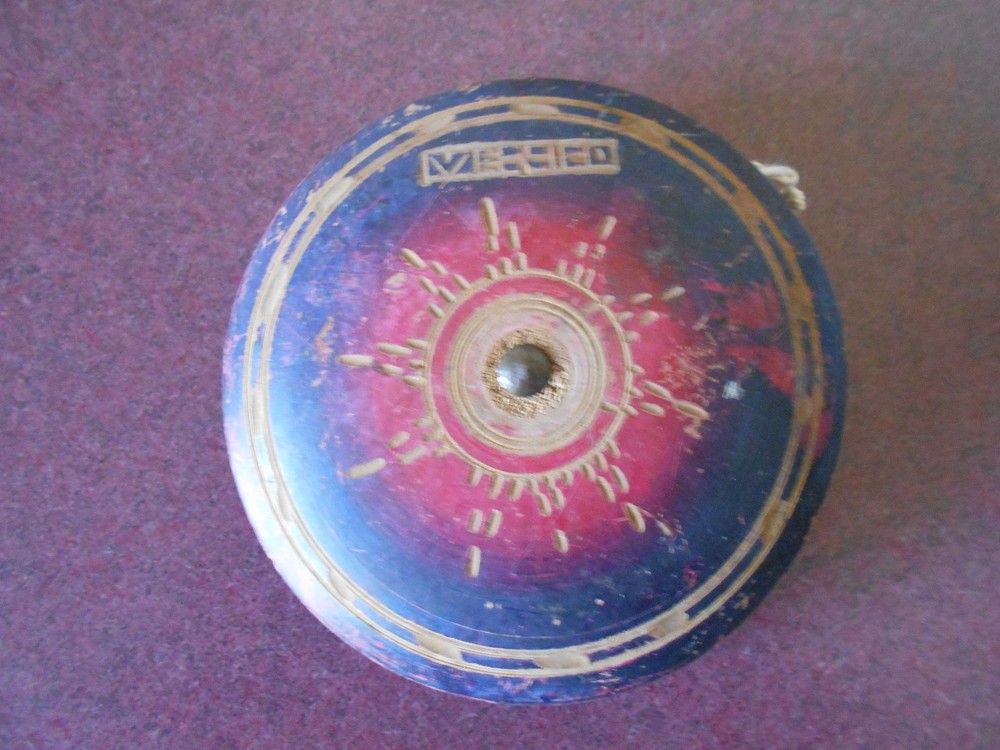 VINTAGE YO-YO MADE IN MEXICO  ENGRAVED ON BOTH SIDES